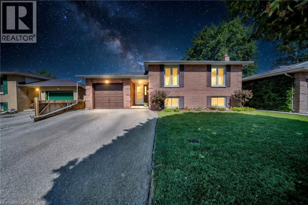 43 HOBART Crescent, Brantford, Ontario