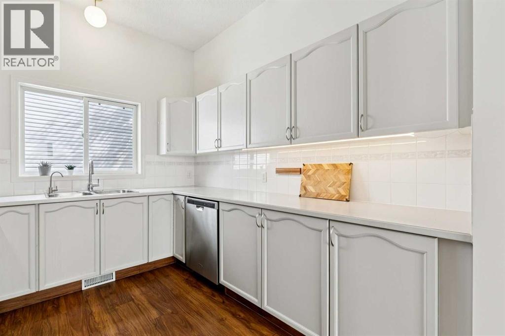 98 River Rock Way SE, Calgary, Alberta  T2C 4H1 - Photo 10 - A2329649