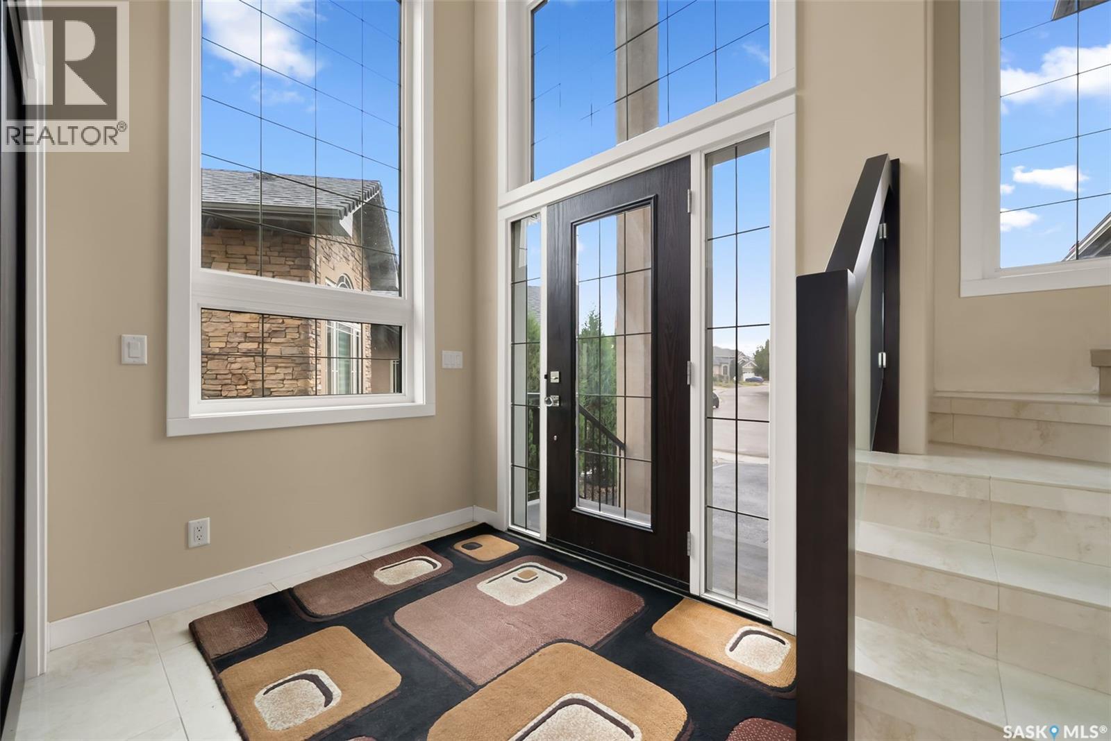 6110 Wascana Court, Regina, Saskatchewan  S4V 3E7 - Photo 5 - SK043129