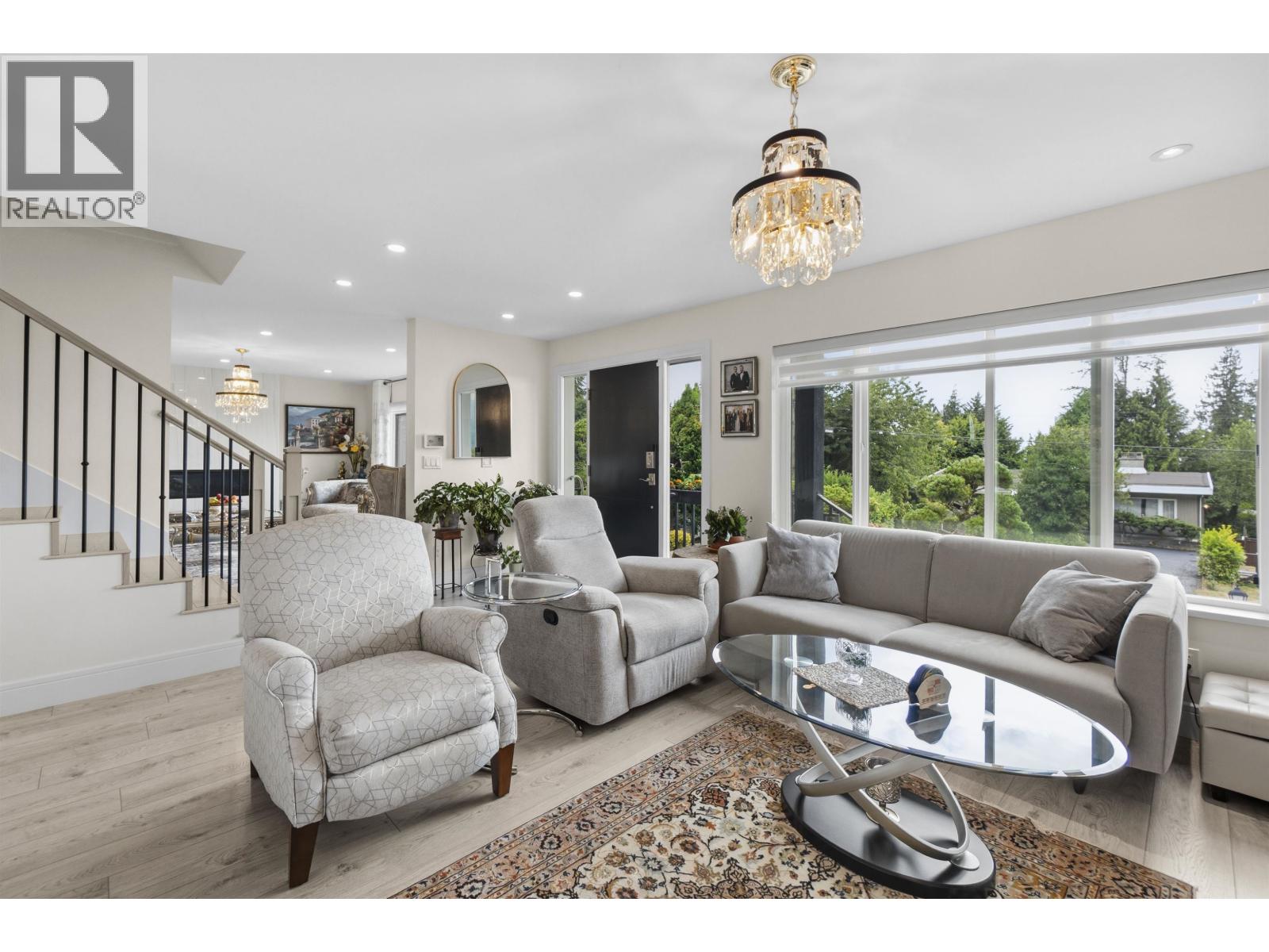 738 Sylvan Avenue, North Vancouver, British Columbia V7R 2G1 - Photo 11 - R3148001