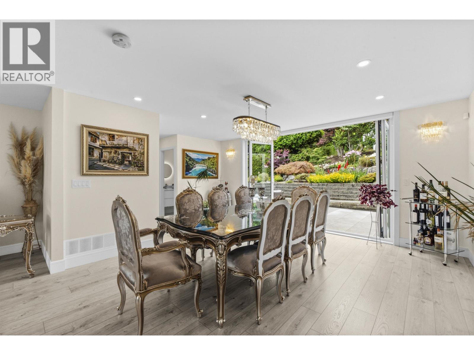 738 Sylvan Avenue, North Vancouver, British Columbia V7R 2G1 - Photo 8 - R3148001