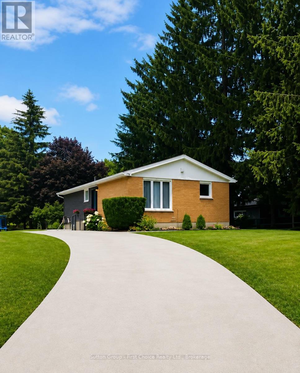 106 SUNSET CRESCENT, North Huron, Ontario