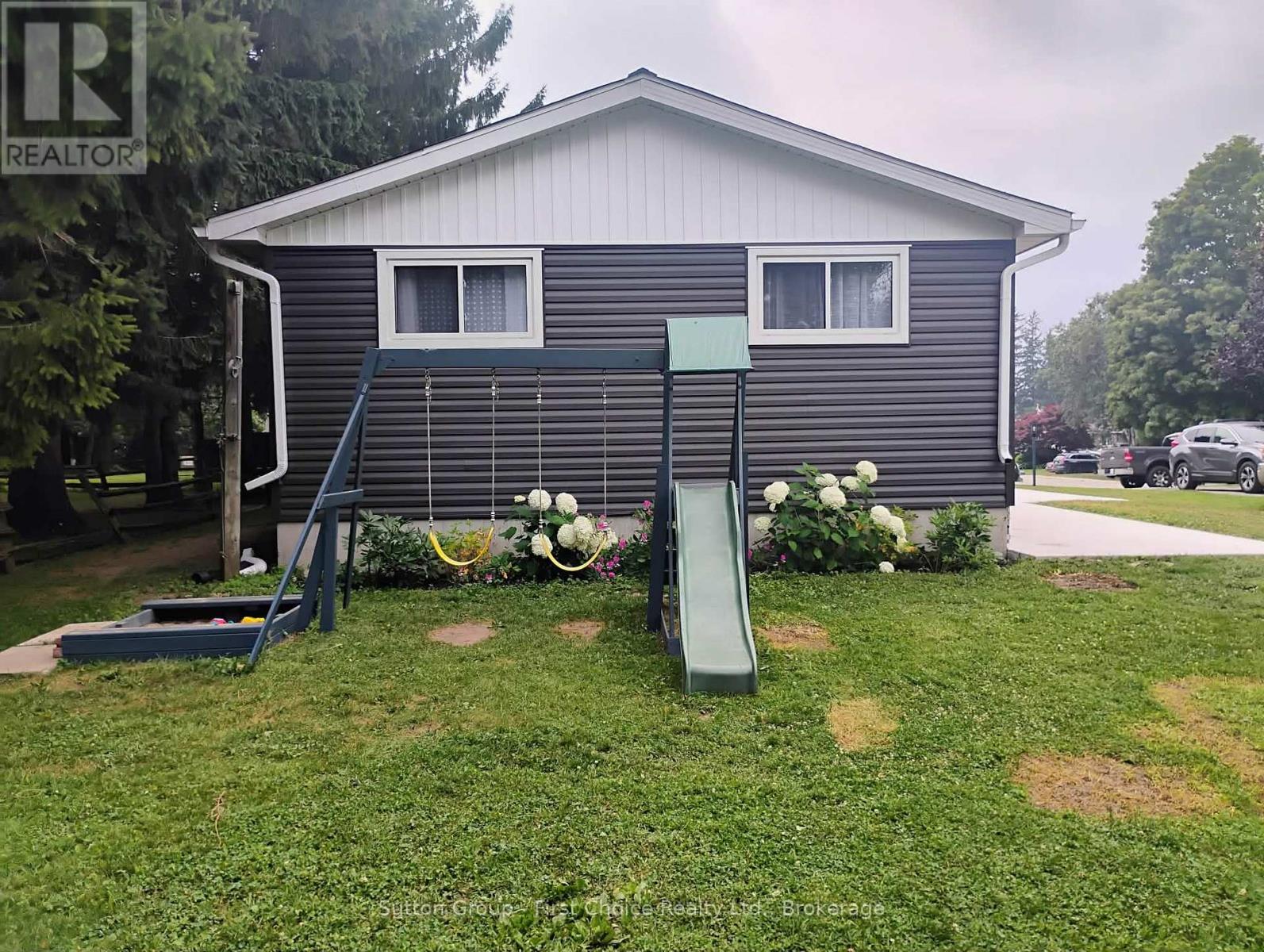 106 Sunset Crescent, North Huron, Ontario  N0G 2W0 - Photo 27 - X13585352