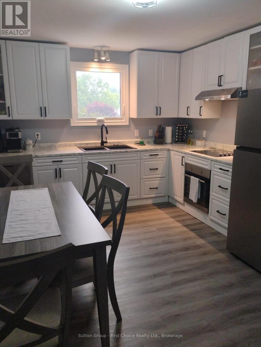 106 Sunset Crescent, North Huron, Ontario  N0G 2W0 - Photo 7 - X13585352