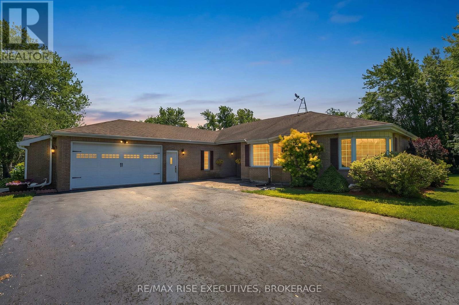 5054 Lower Round Lake Road, Frontenac, Ontario
