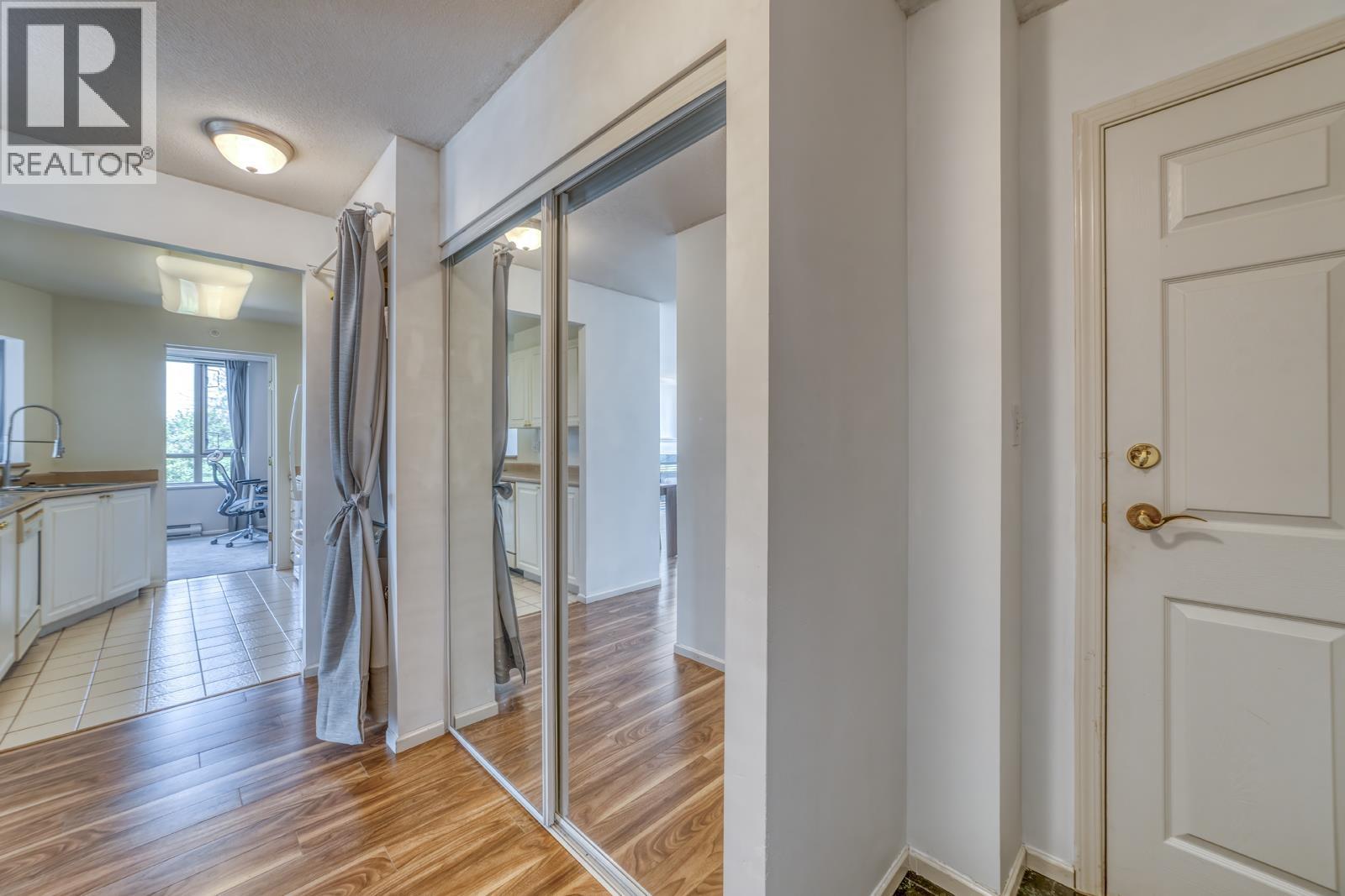 801 3070 Guildford Way, Coquitlam, British Columbia V3B 7R8 - Photo 14 - R3147952