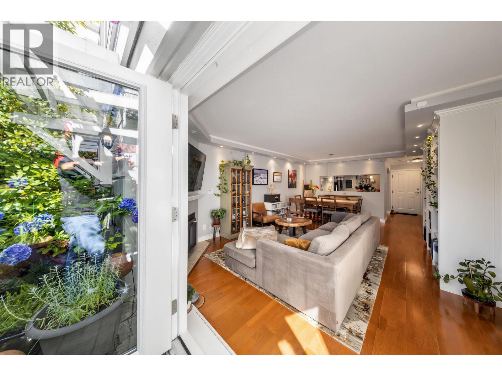 W102 3189 Camosun Street, Vancouver, British Columbia  V6R 3X2 - Photo 14 - R3147785