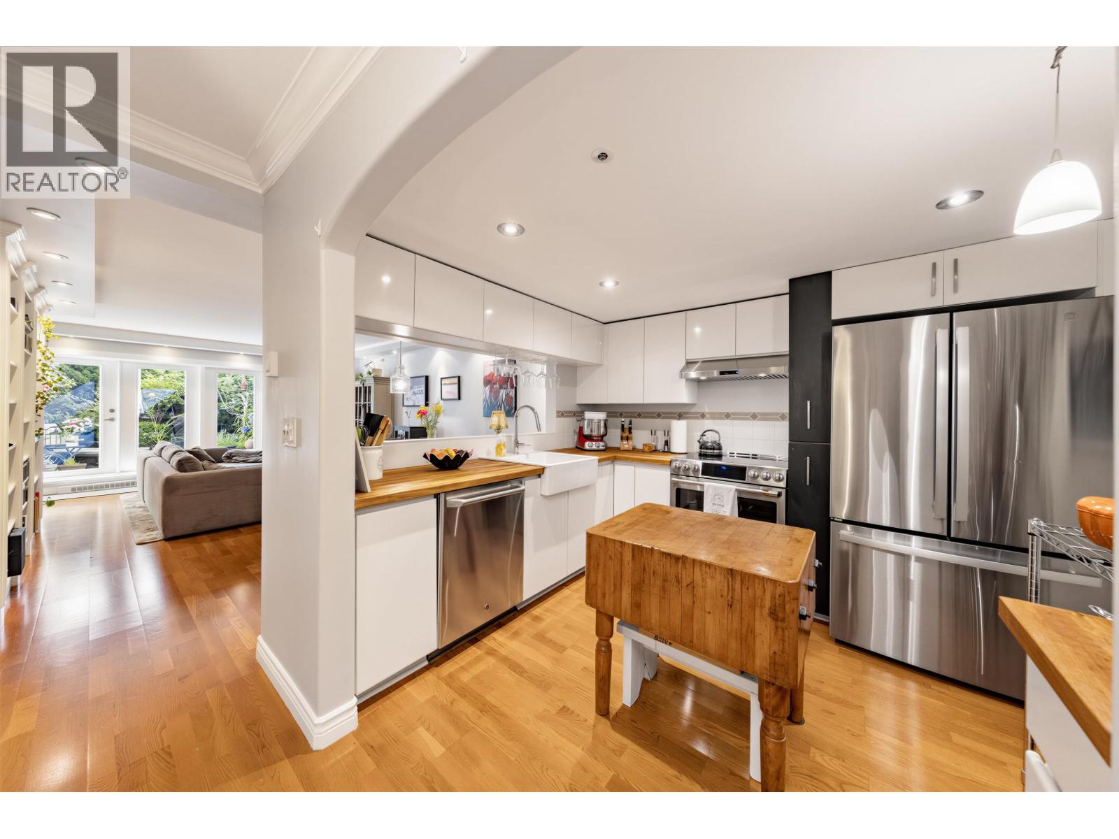 W102 3189 Camosun Street, Vancouver, British Columbia  V6R 3X2 - Photo 8 - R3147785