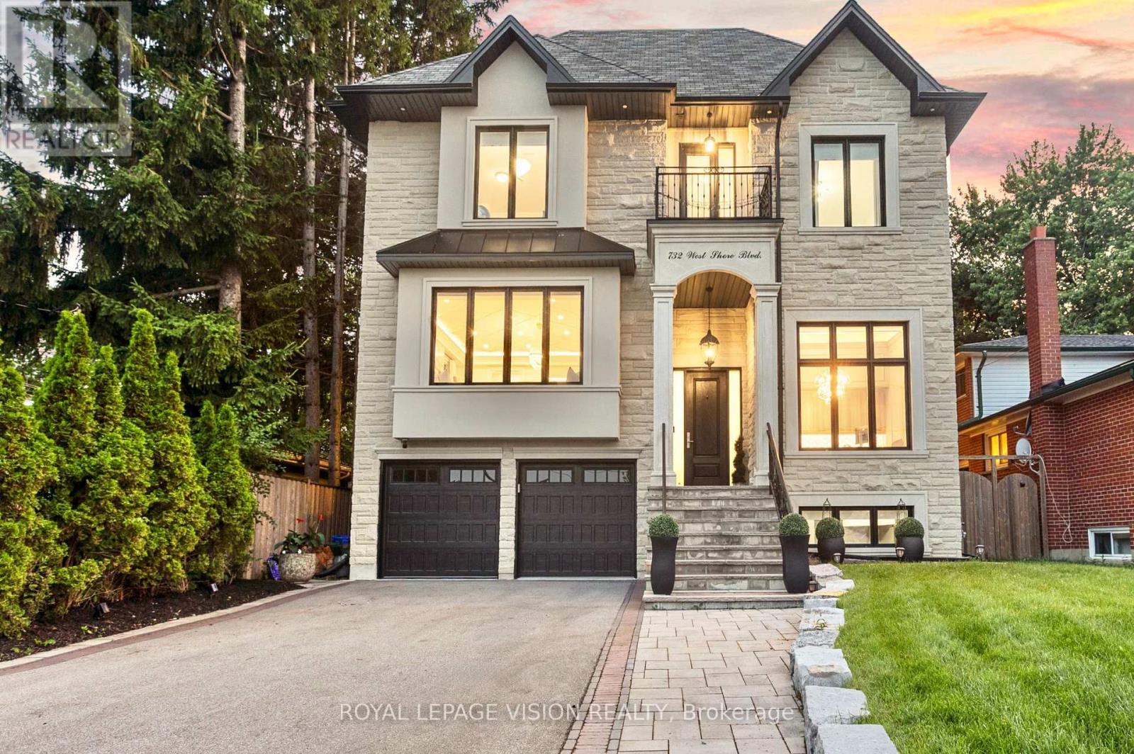 732 W SHORE BOULEVARD, Pickering, Ontario