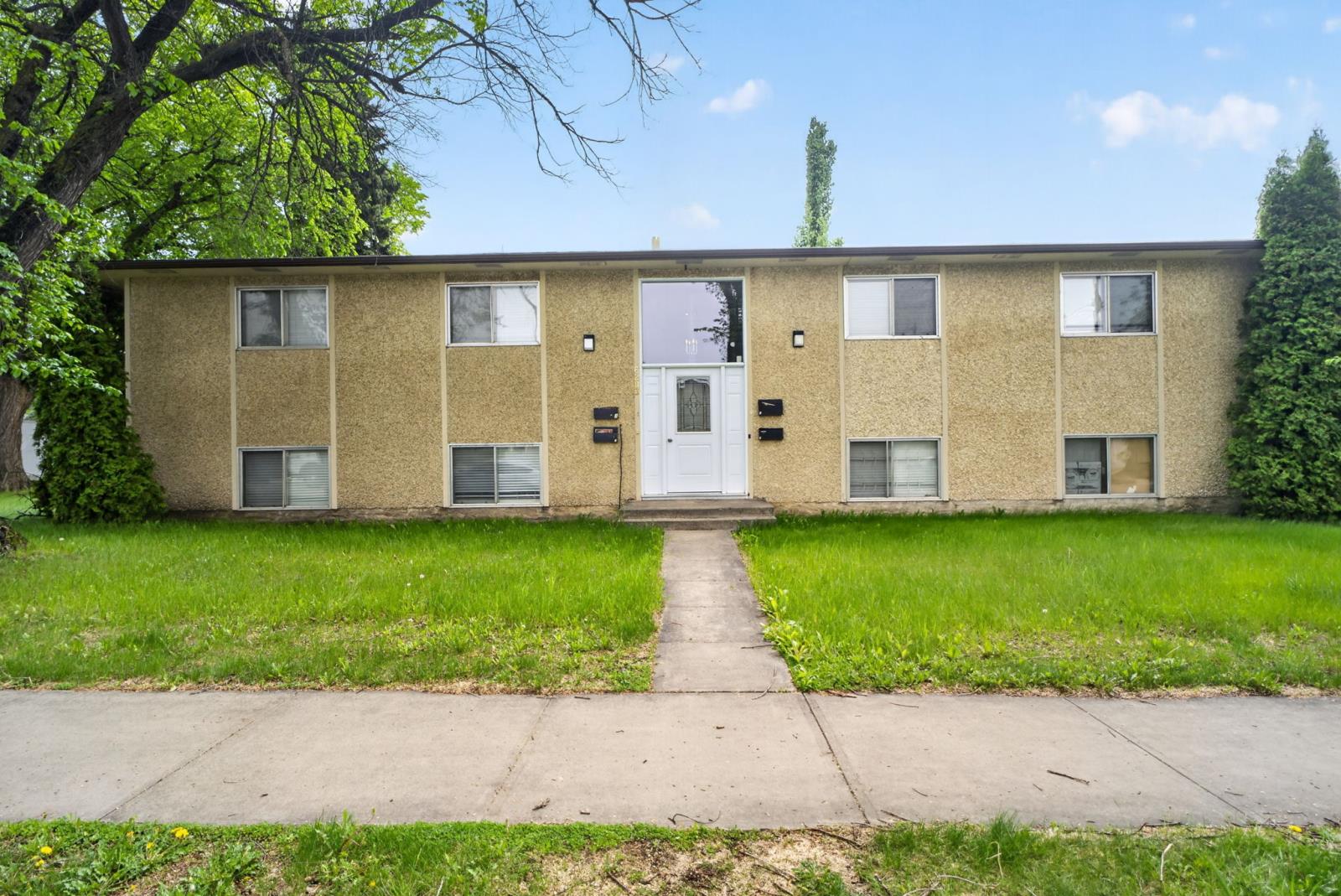 6203 122 Ave, Edmonton, Alberta   - Photo 3 - 45205932