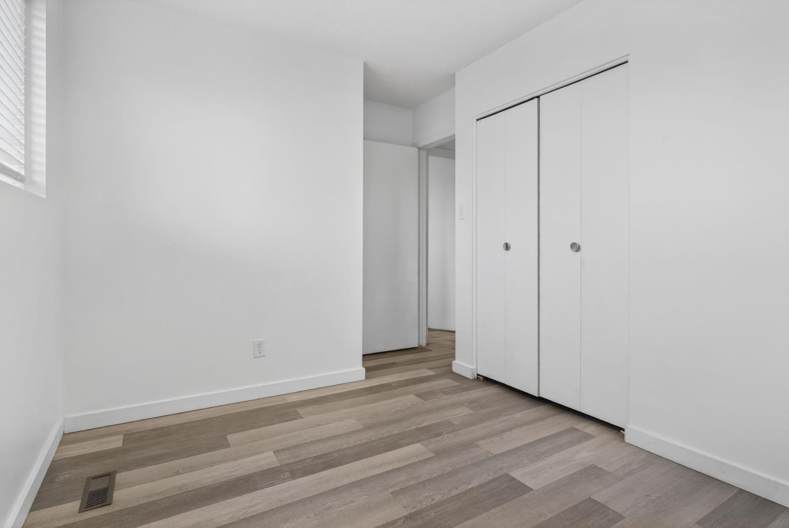 6203 122 Ave, Edmonton, Alberta   - Photo 35 - 45205932