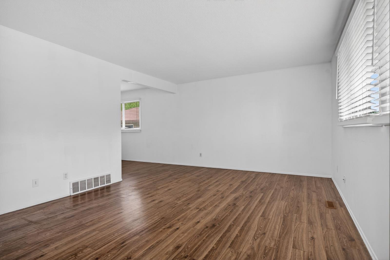 6203 122 Ave, Edmonton, Alberta   - Photo 58 - 45205932