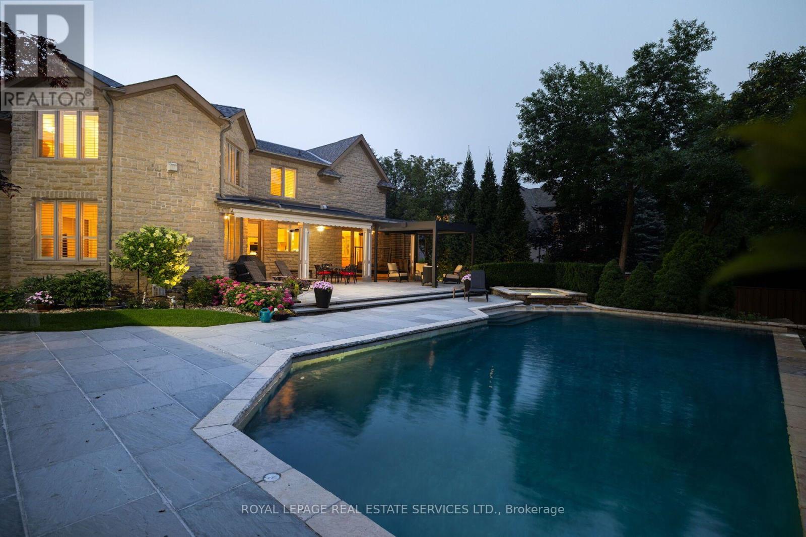 70 Shorewood Place, Oakville, Ontario  L6K 3Y4 - Photo 39 - W13585382