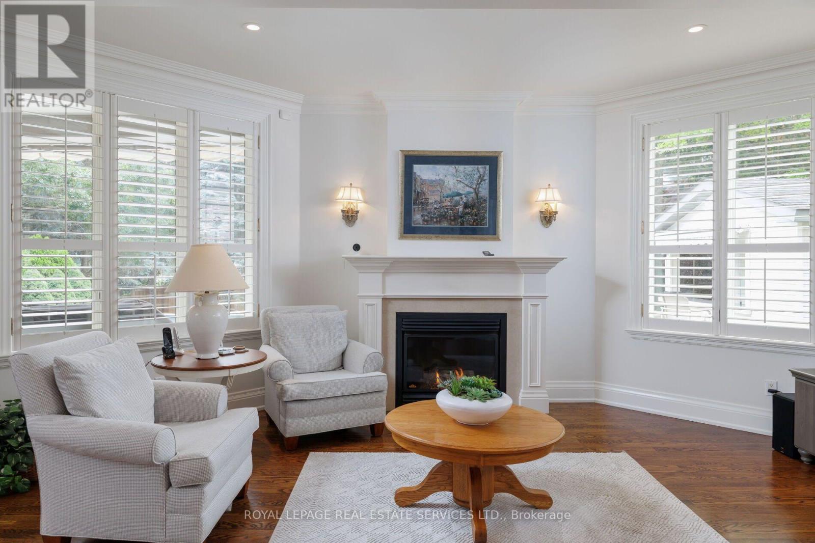 70 Shorewood Place, Oakville, Ontario  L6K 3Y4 - Photo 9 - W13585382
