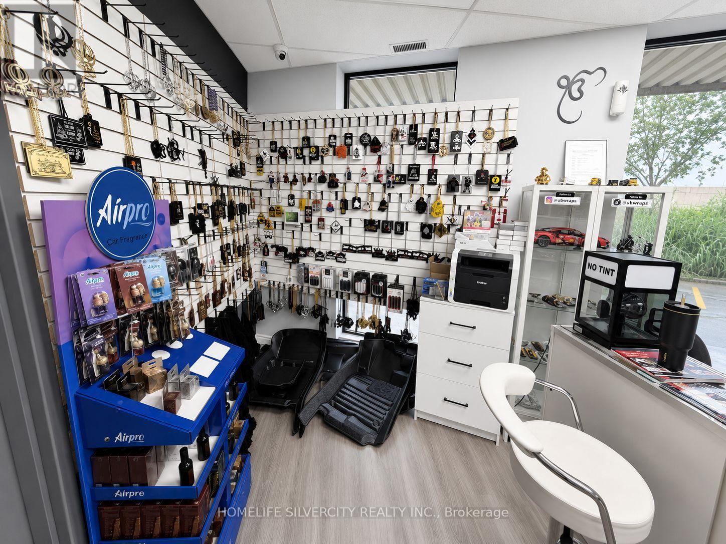 1730 Steeles Avenue E, Brampton, Ontario  L6T 1A4 - Photo 4 - W13585390