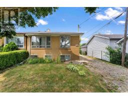 122 CORDELLA AVENUE, Toronto, Ontario