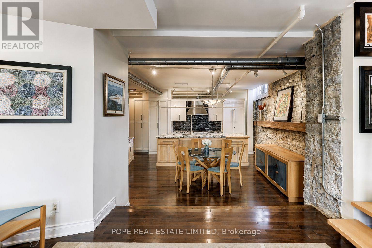 202 - 384 Sunnyside Avenue, Toronto, Ontario  M6R 2S1 - Photo 18 - W13582034