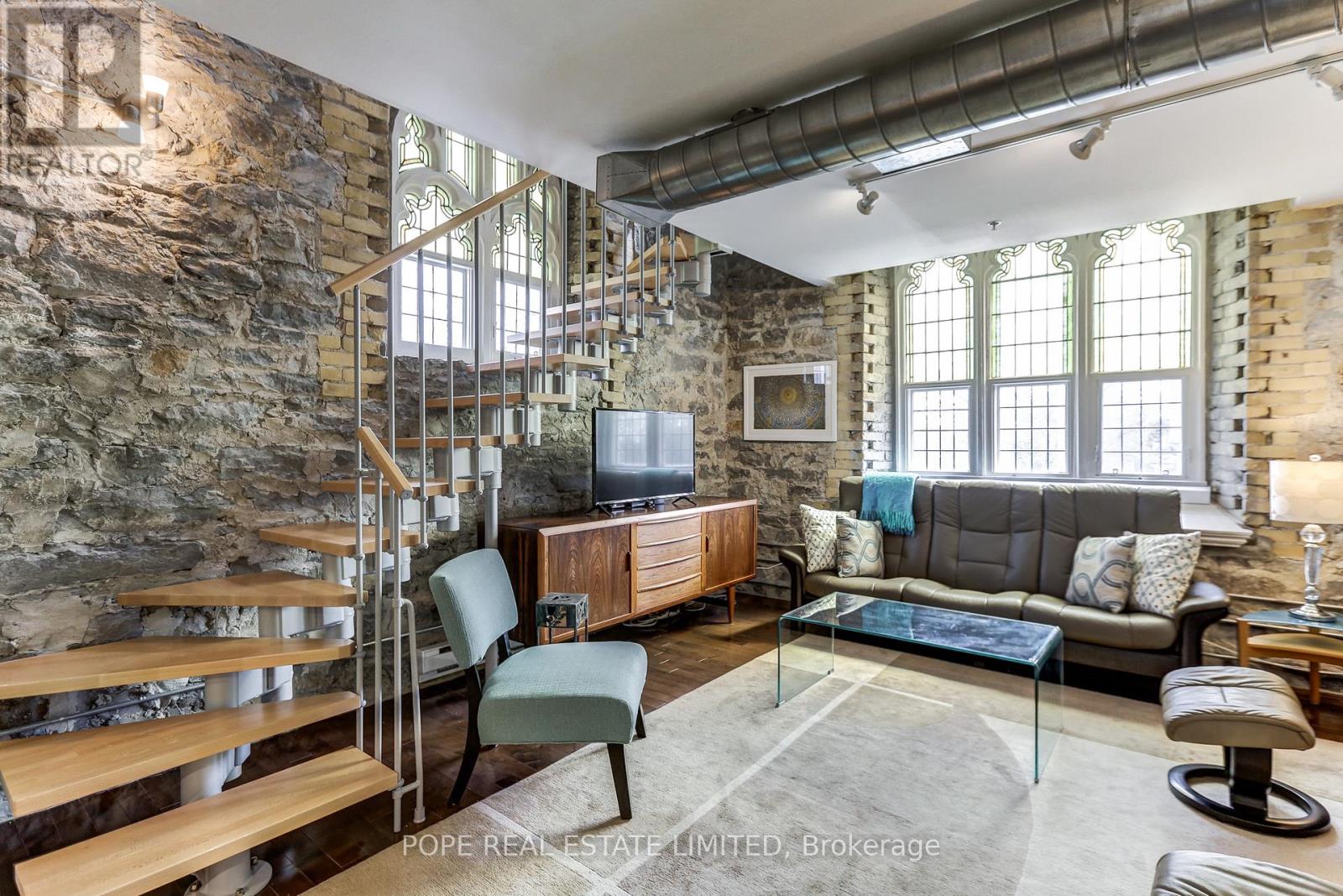 202 - 384 Sunnyside Avenue, Toronto, Ontario  M6R 2S1 - Photo 16 - W13582034