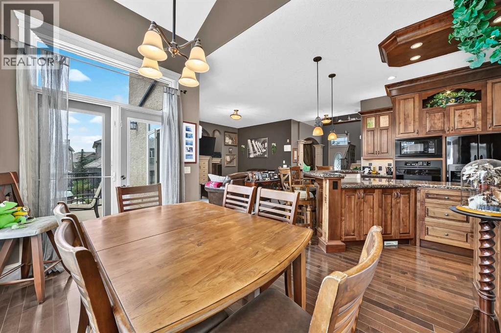18 Royal Ridge Link NW, Calgary, Alberta  T3G 5Z3 - Photo 13 - A2316226