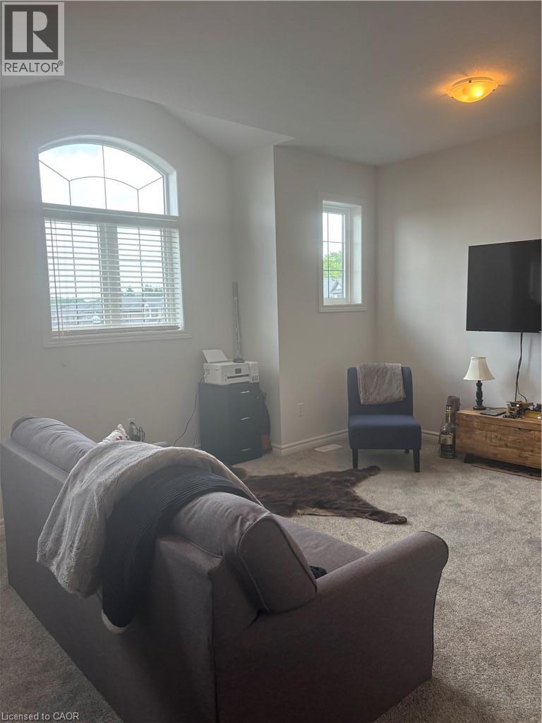 174 Links Crescent, Woodstock, Ontario  N4T 0L9 - Photo 6 - 40849344