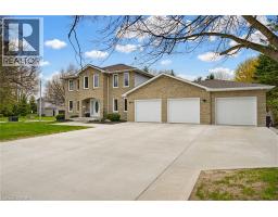 15 DANUBE Drive, heidelberg, Ontario