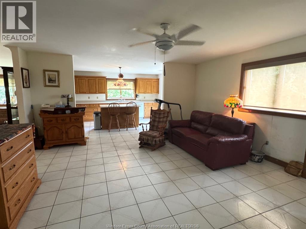 9773 9th Concession Rd., Essex, Ontario N8M 2X5 - Photo 14 - 26017489