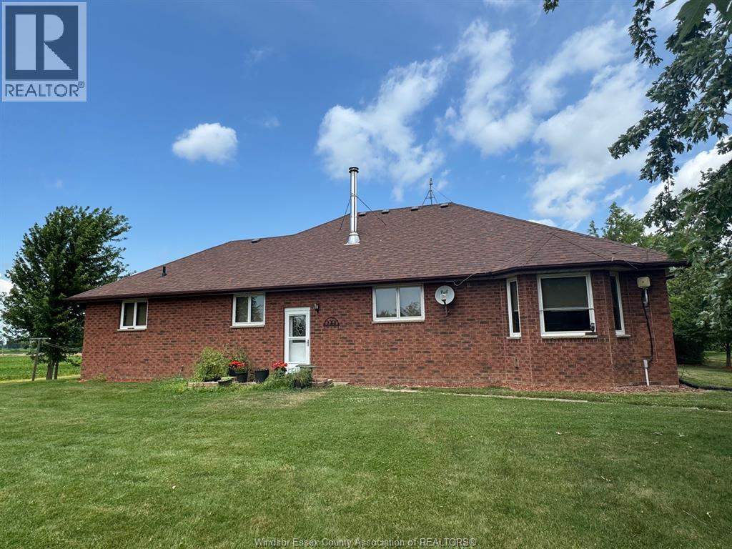 9773 9th Concession Rd., Essex, Ontario N8M 2X5 - Photo 31 - 26017489