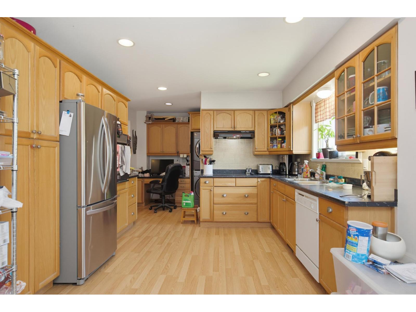 34828 Brient Street, Mission, British Columbia  V2V 6R8 - Photo 5 - R3147270