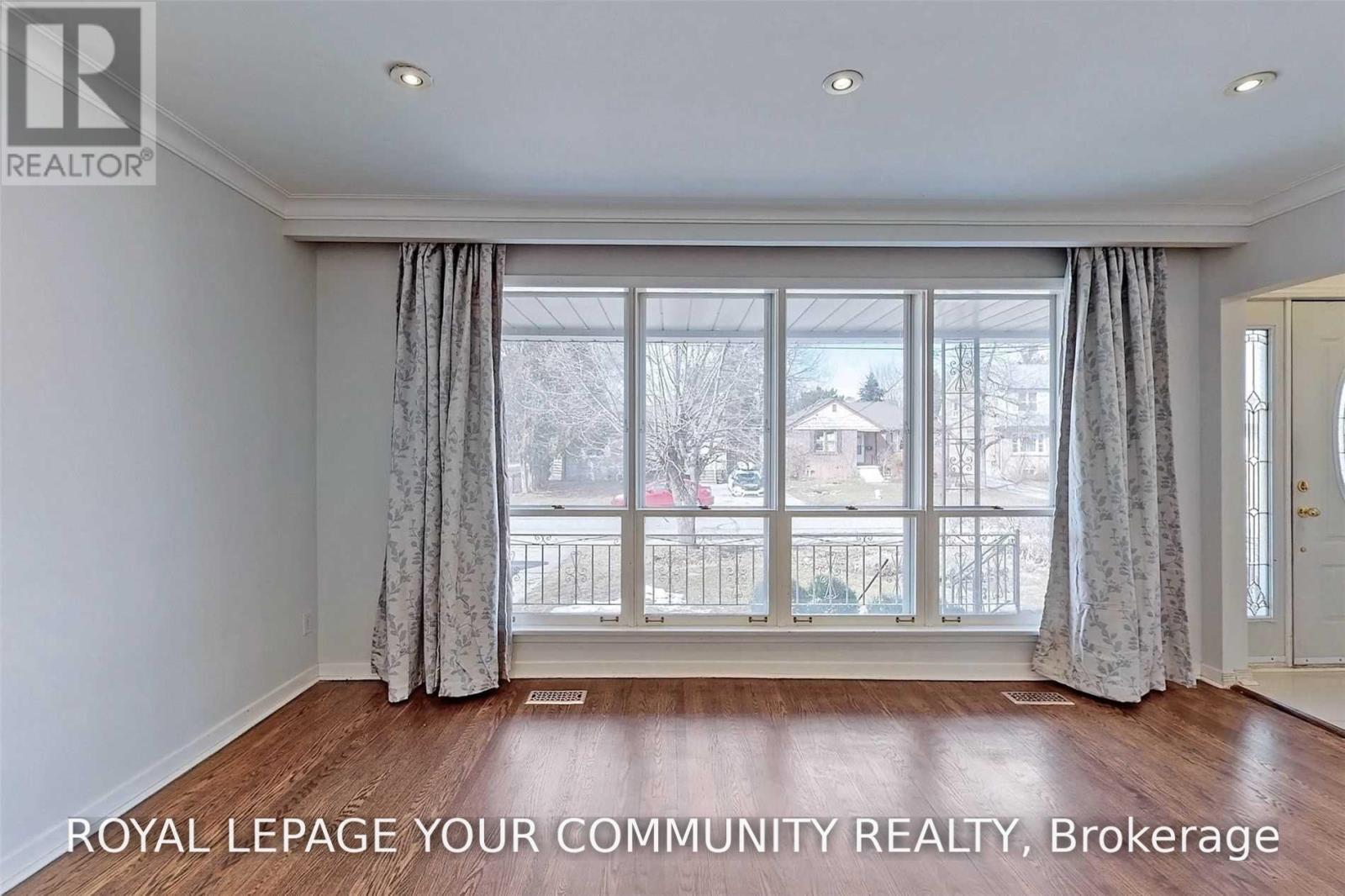 Main Level - 79 Patricia Avenue, Toronto, Ontario  M2M 1J1 - Photo 10 - C13585464