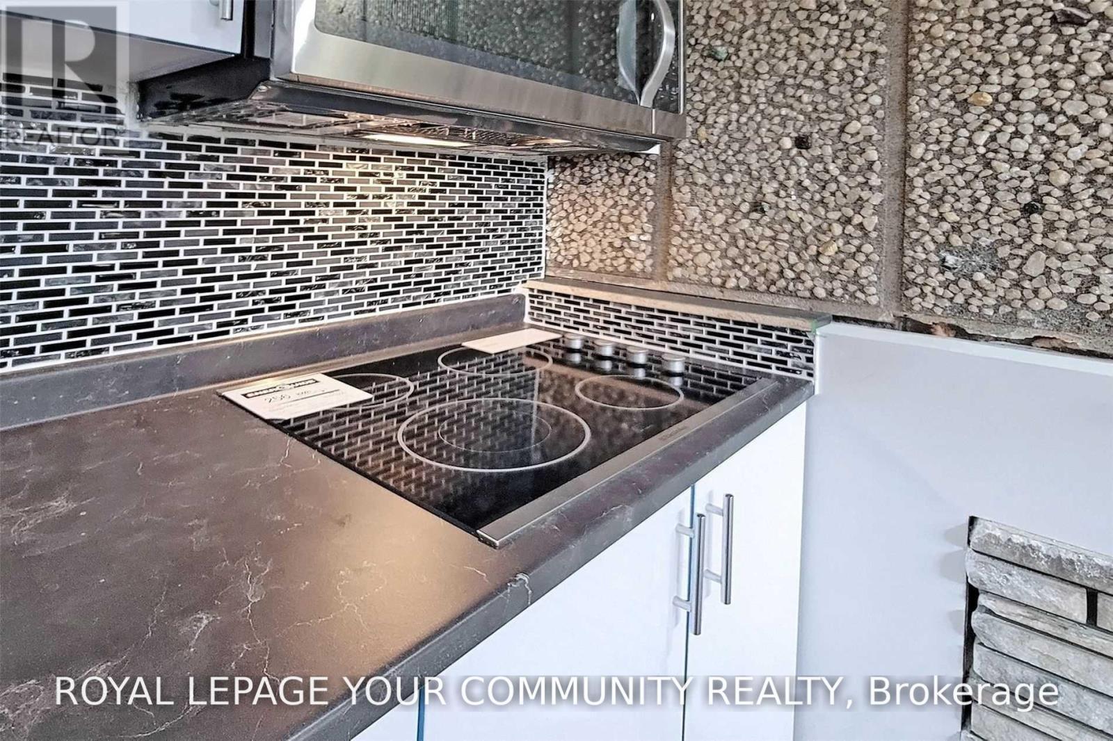 Main Level - 79 Patricia Avenue, Toronto, Ontario  M2M 1J1 - Photo 17 - C13585464