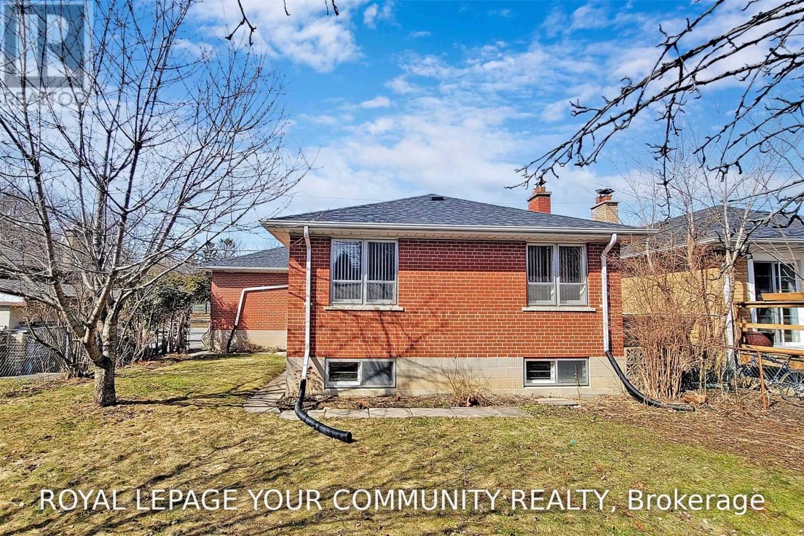 Main Level - 79 Patricia Avenue, Toronto, Ontario  M2M 1J1 - Photo 33 - C13585464