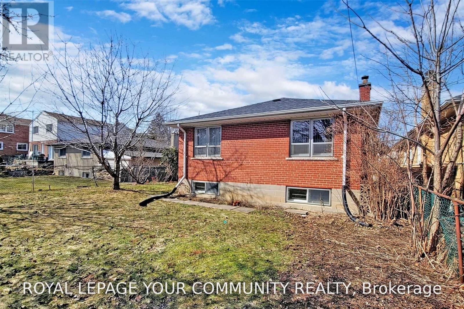 Main Level - 79 Patricia Avenue, Toronto, Ontario  M2M 1J1 - Photo 36 - C13585464
