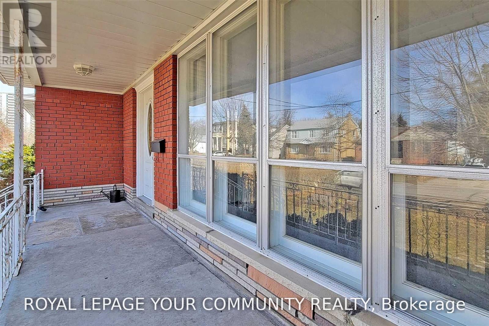 Main Level - 79 Patricia Avenue, Toronto, Ontario  M2M 1J1 - Photo 5 - C13585464