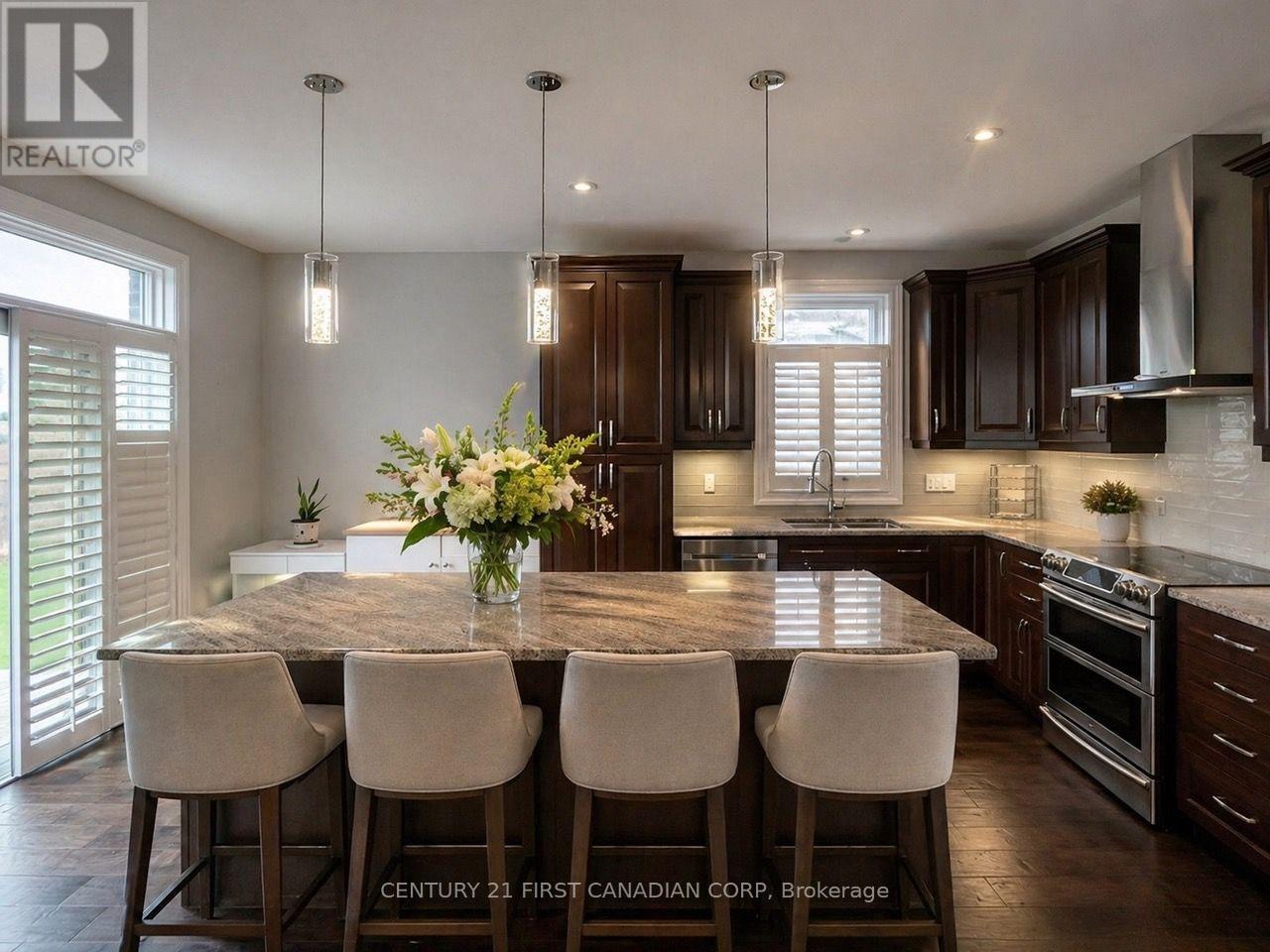 2120 Gough Avenue, London North, Ontario  N0X 0H3 - Photo 4 - X13585626