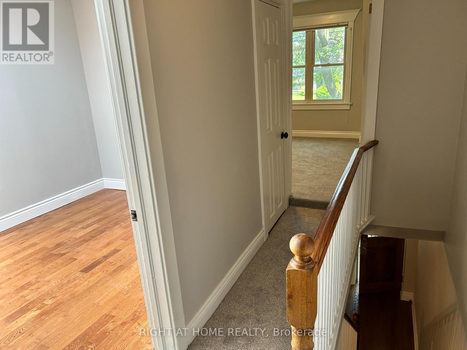 280 Kenilworth Avenue, Toronto, Ontario  M4L 3S8 - Photo 21 - E13585472