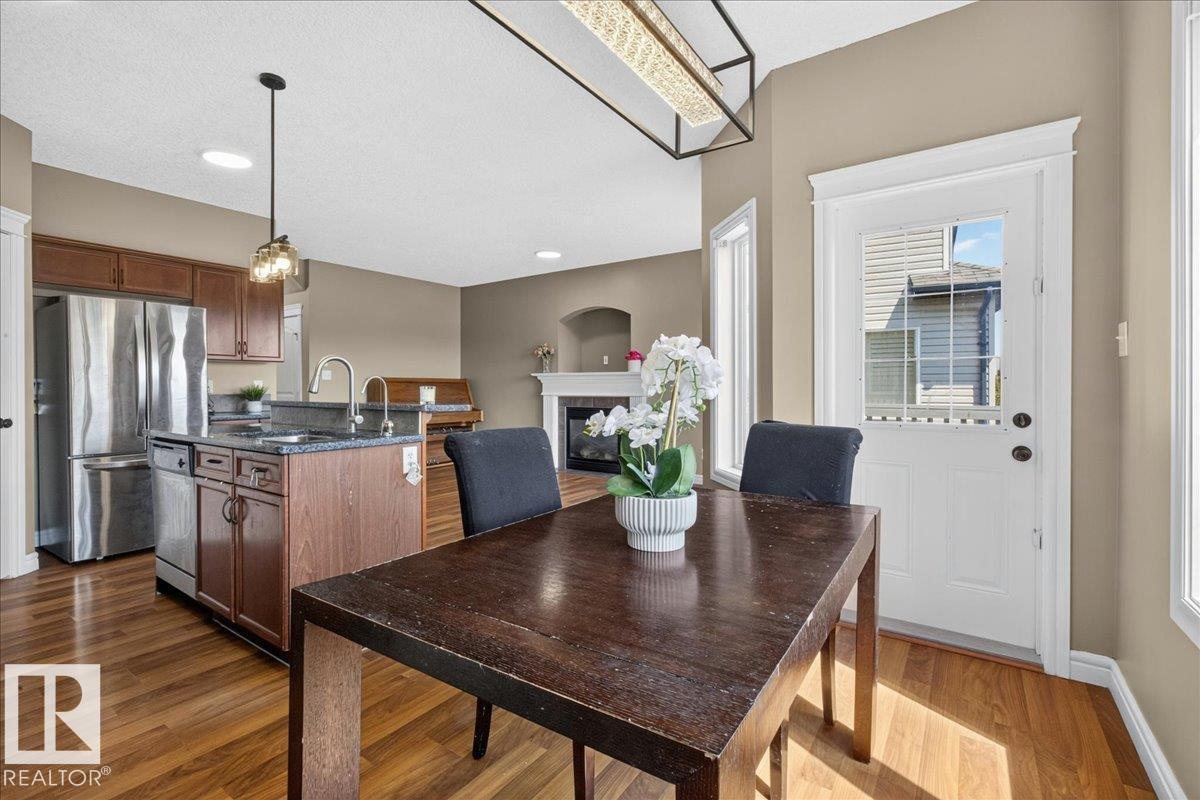 2021 118 St SW, Edmonton, Alberta  T6W 0E4 - Photo 17 - E4499830