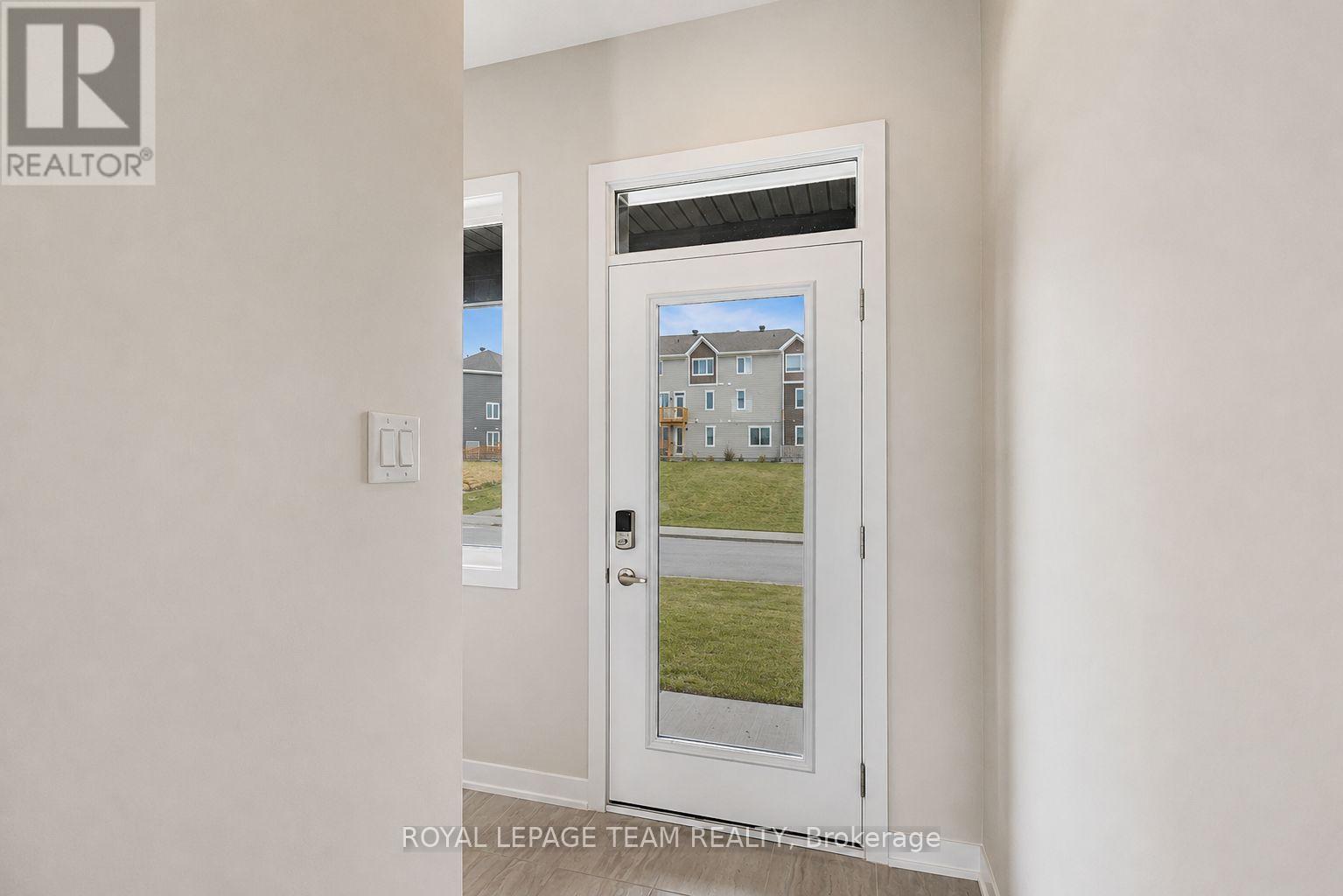 668 Expansion Road, Ottawa, Ontario  K2J 7G3 - Photo 3 - X13577962