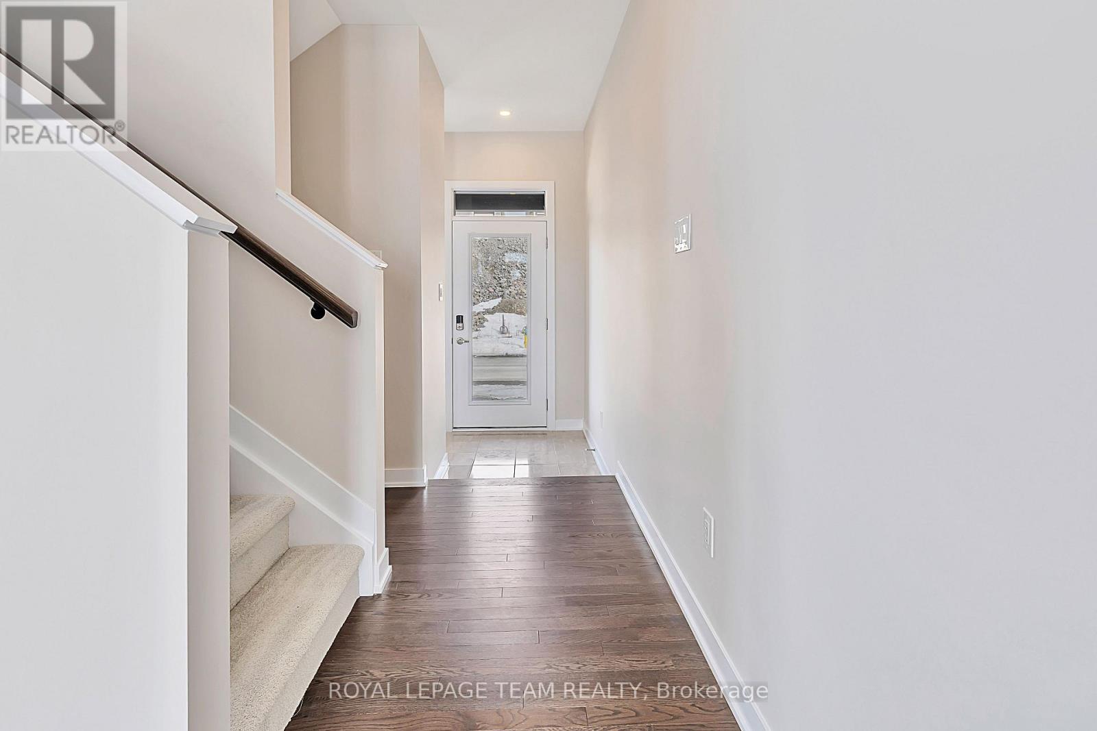 668 Expansion Road, Ottawa, Ontario  K2J 7G3 - Photo 4 - X13577962