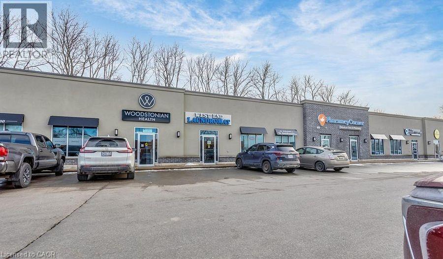 300 Main Street, Woodstock, Ontario  N4S 1T3 - Photo 2 - 40810109