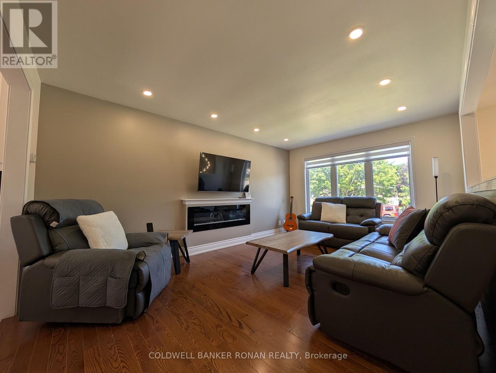 41 Camrose Drive, Georgina, Ontario  L4P 3L6 - Photo 12 - N13585590