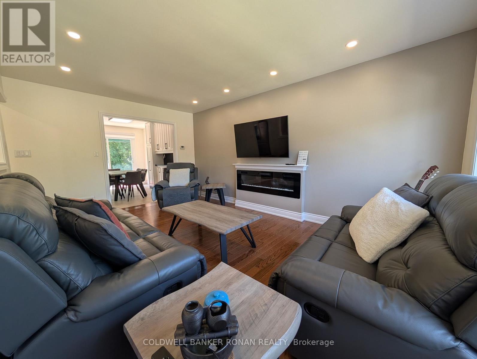 41 Camrose Drive, Georgina, Ontario  L4P 3L6 - Photo 13 - N13585590
