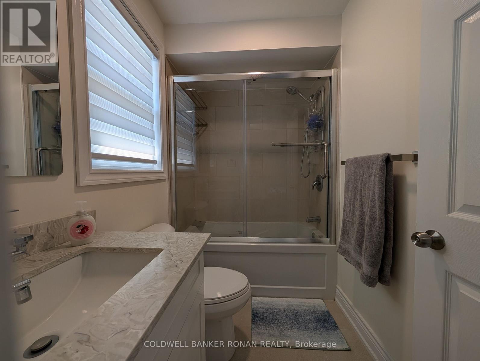 41 Camrose Drive, Georgina, Ontario  L4P 3L6 - Photo 18 - N13585590