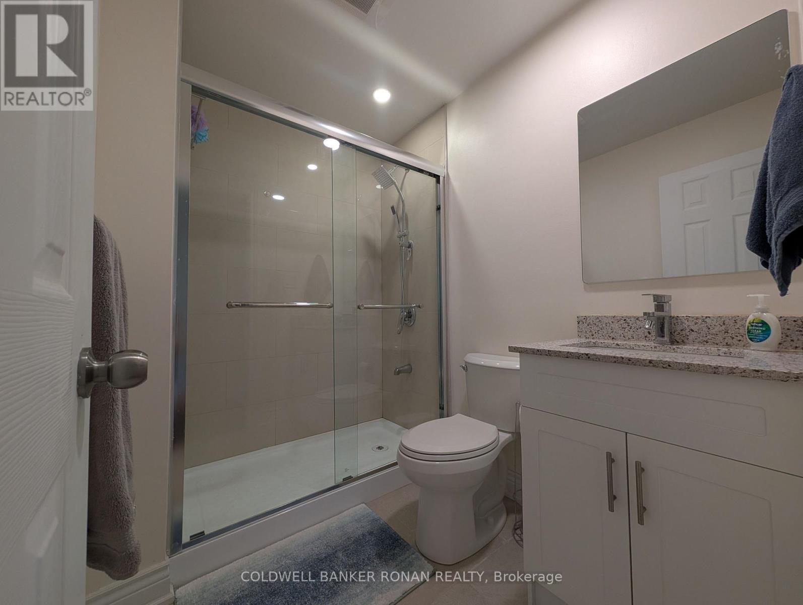 41 Camrose Drive, Georgina, Ontario  L4P 3L6 - Photo 21 - N13585590