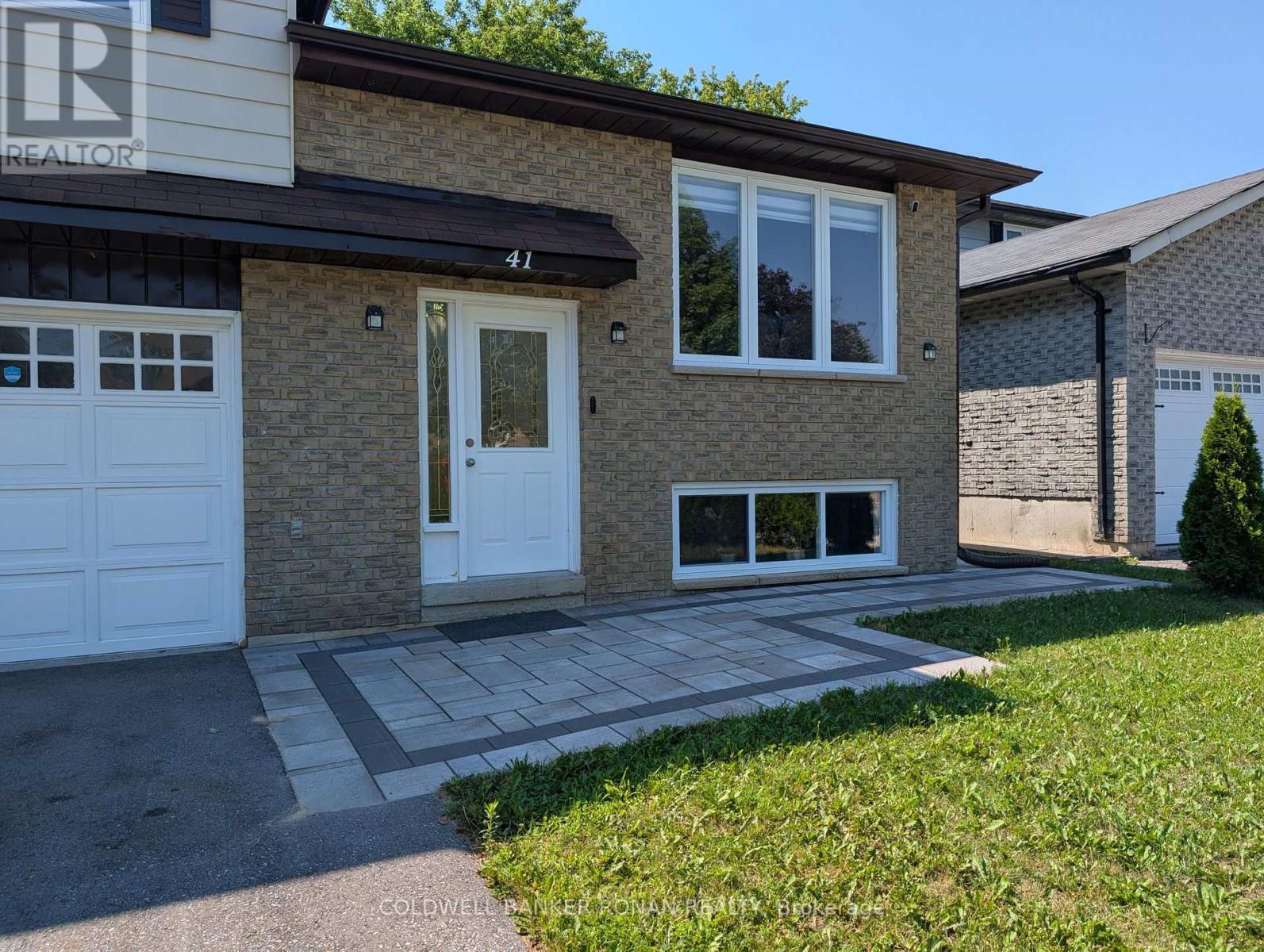 41 Camrose Drive, Georgina, Ontario  L4P 3L6 - Photo 4 - N13585590
