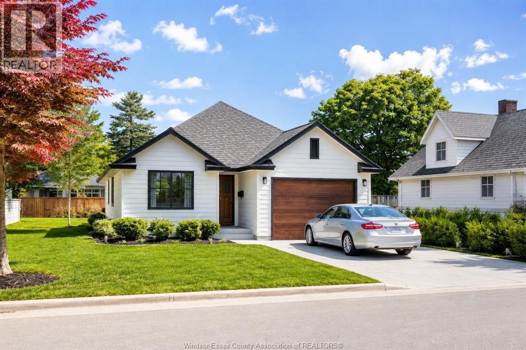 MLS# 26005457: 164 MCLEOD AVENUE, Amherstburg, Canada