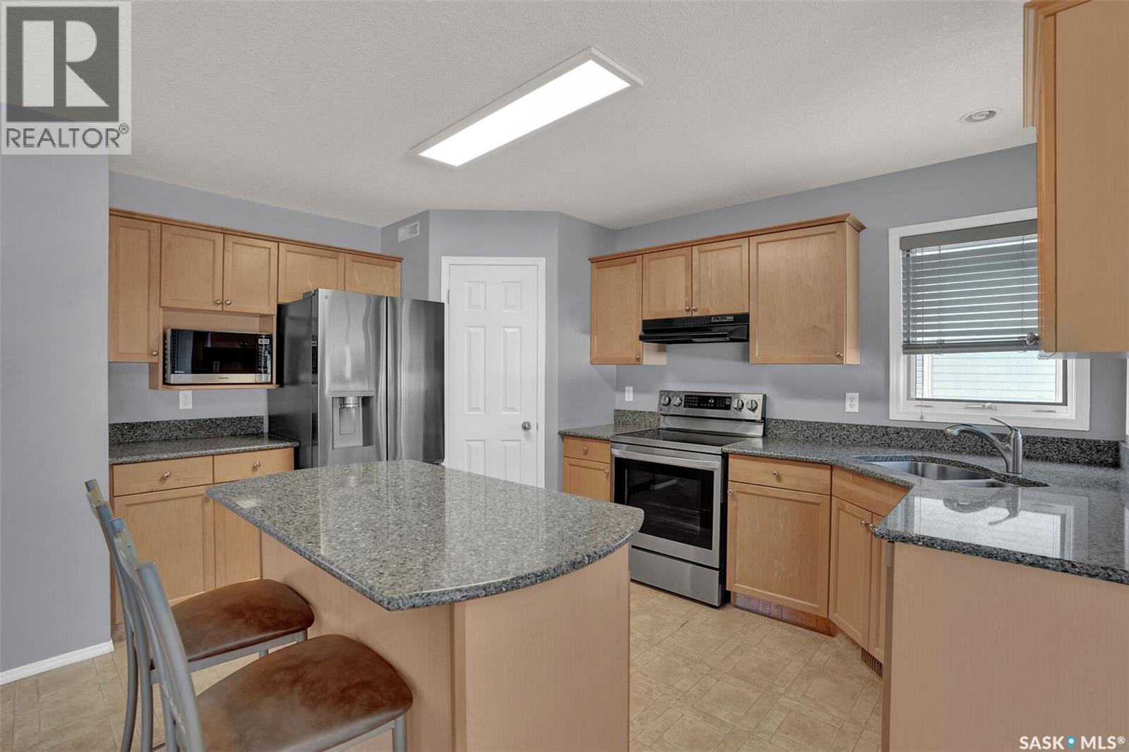 1675 Rousseau Crescent N, Regina, Saskatchewan  S4X 4L9 - Photo 10 - SK043141