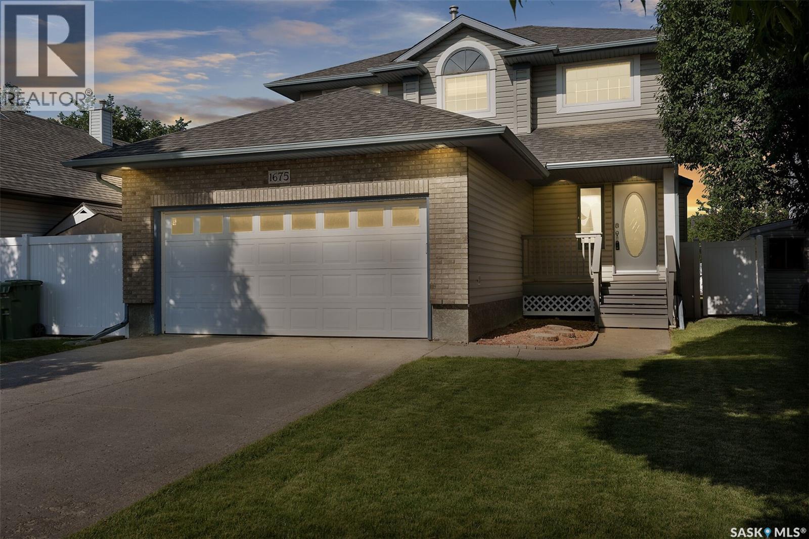 1675 Rousseau Crescent N, Regina, Saskatchewan  S4X 4L9 - Photo 3 - SK043141