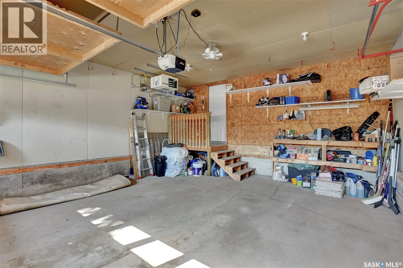 1675 Rousseau Crescent N, Regina, Saskatchewan  S4X 4L9 - Photo 37 - SK043141