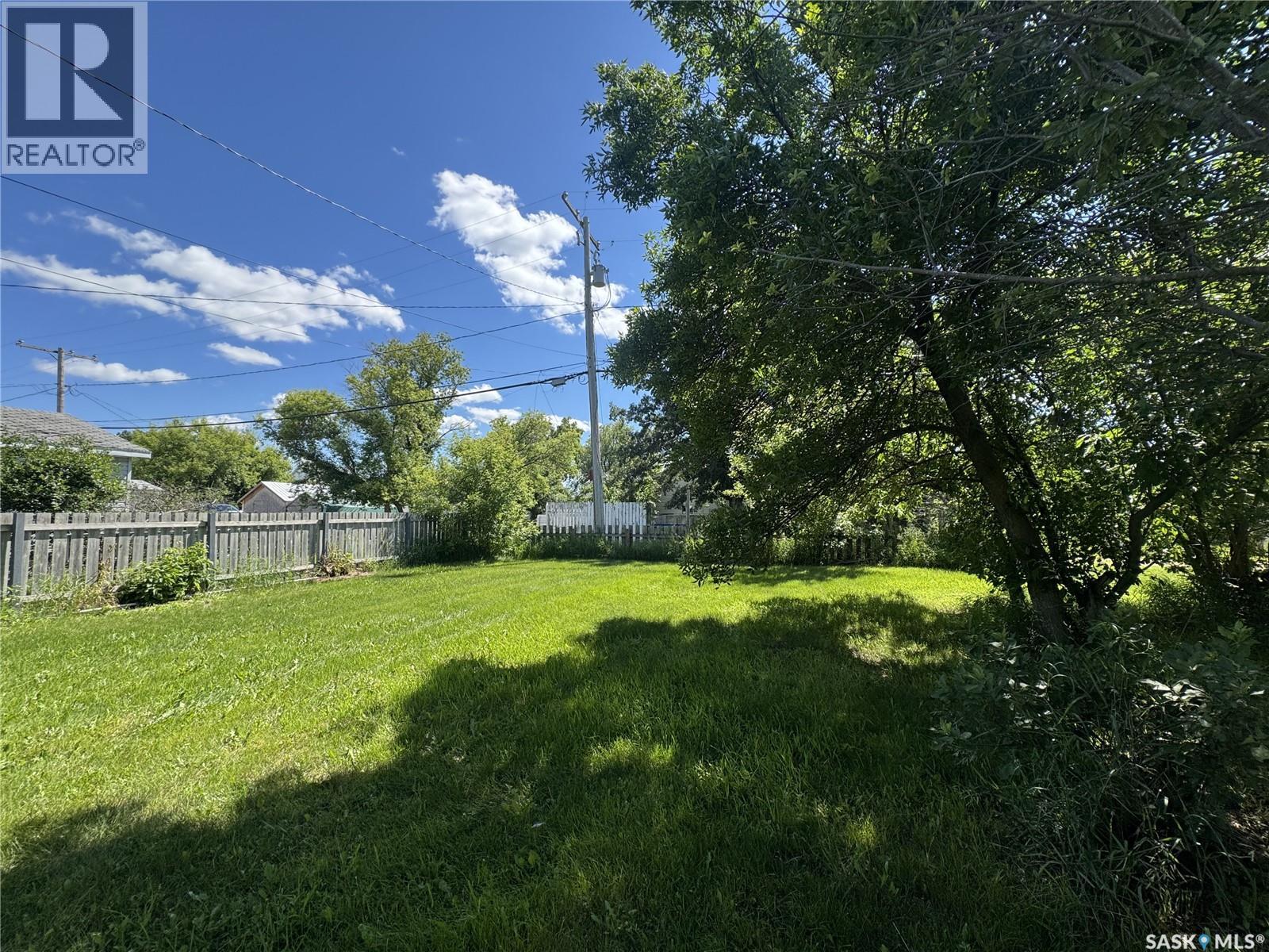 106 5th Avenue E, Biggar, Saskatchewan  S0K 0M0 - Photo 5 - SK042977