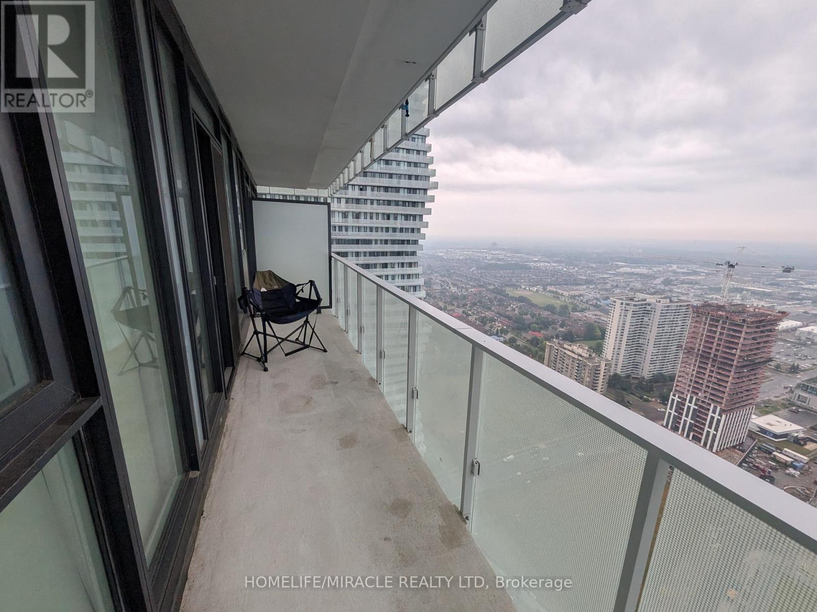 4205 - 3900 Confederation Parkway, Mississauga, Ontario  L5B 0M3 - Photo 8 - W13585422